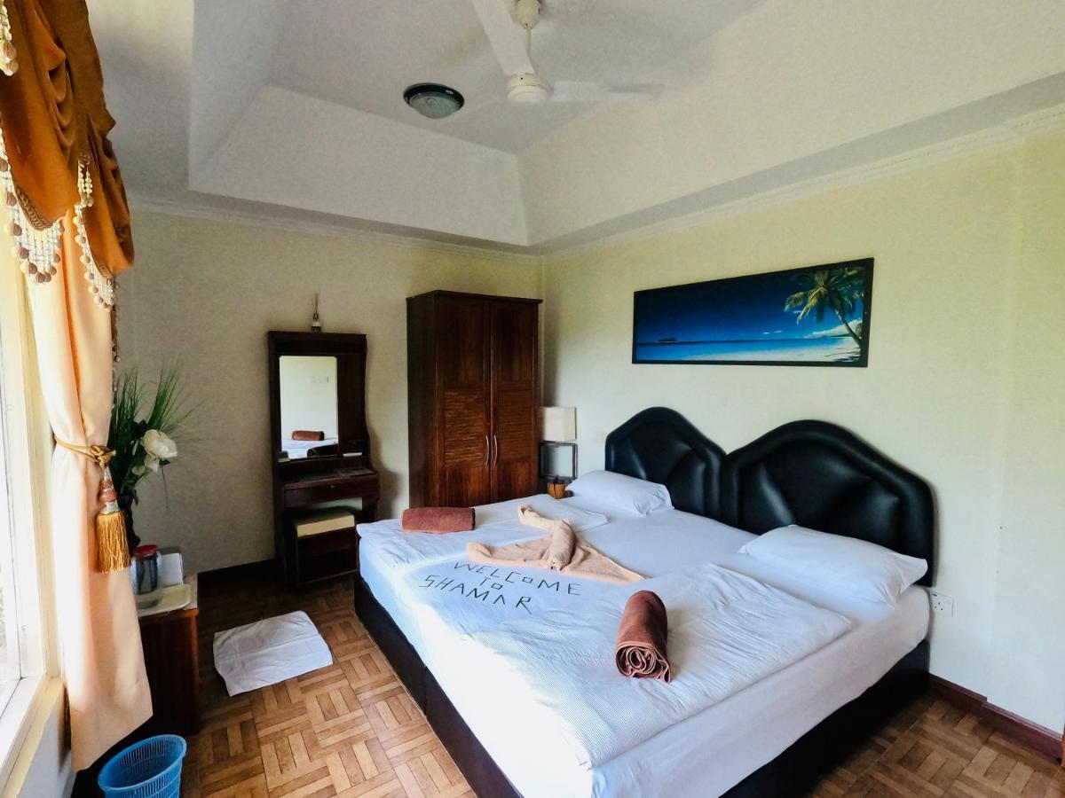 Shamar Guesthouse & Dive Maamigili Island Bagian luar foto