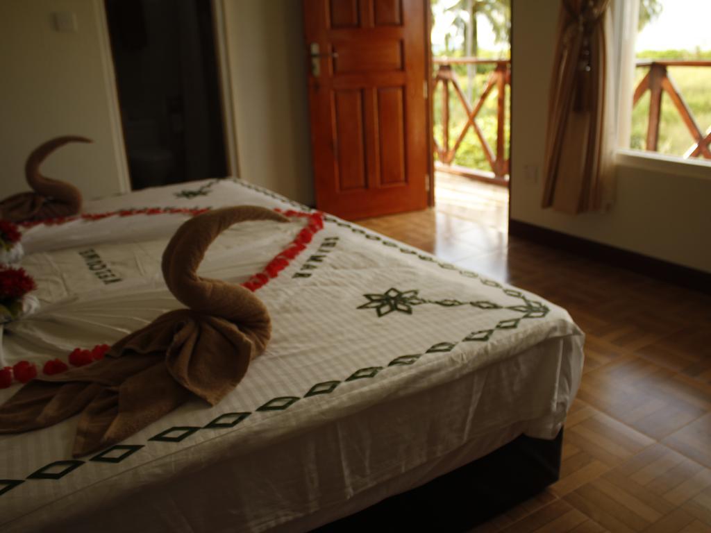 Shamar Guesthouse & Dive Maamigili Island Bagian luar foto