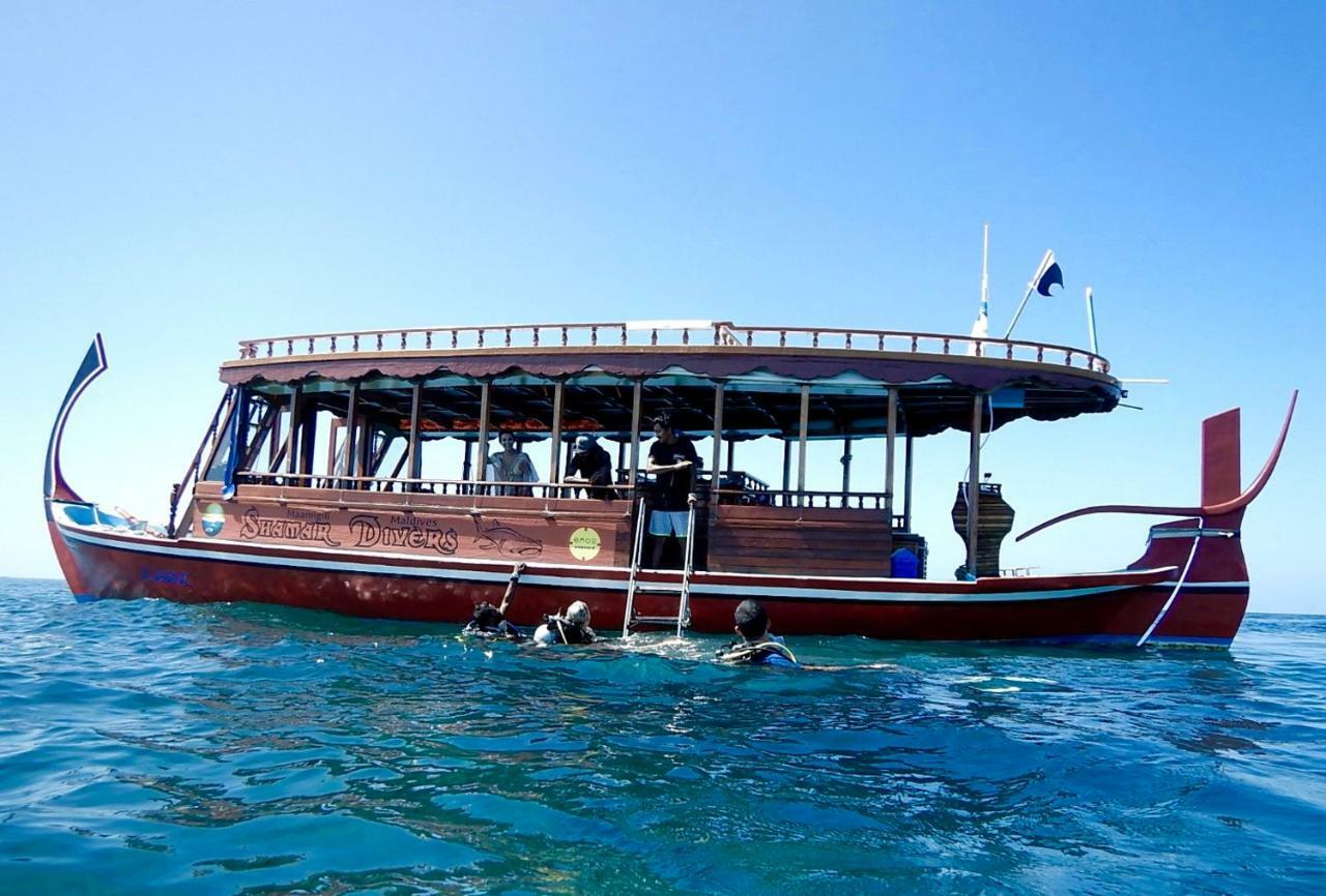 Shamar Guesthouse & Dive Maamigili Island Bagian luar foto